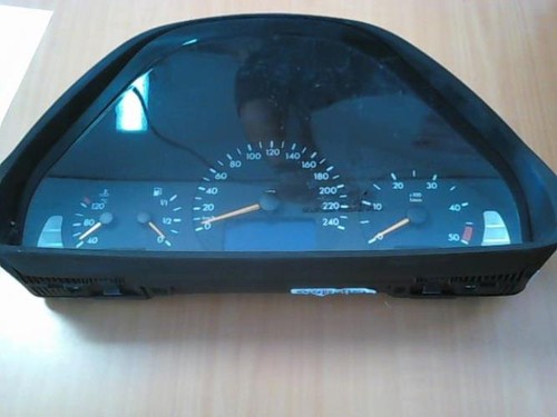 Compteur mercedes classe 210 - compteur, e